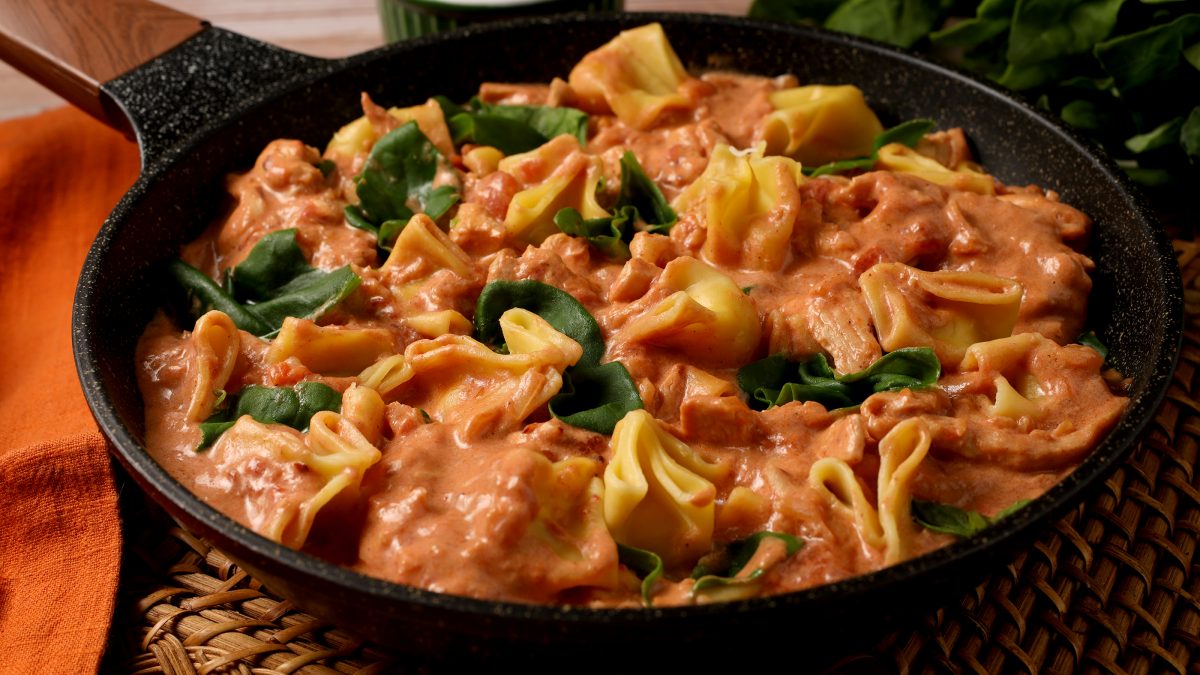 receita de massa cremosa com frango e espinafre