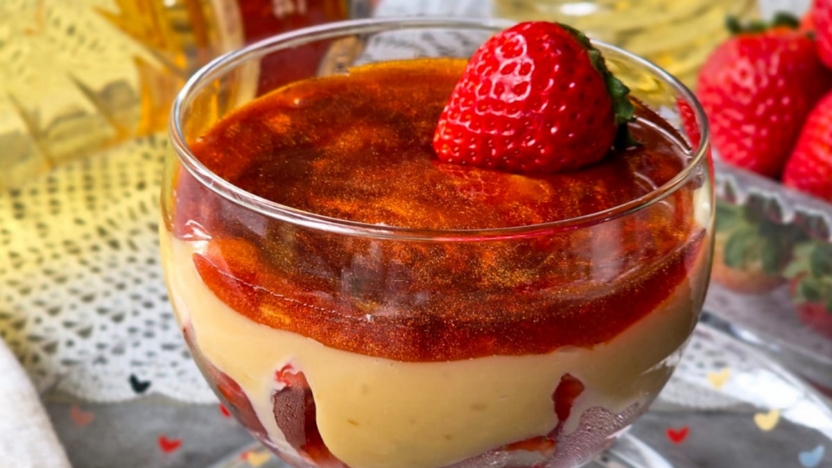 receita de taça do amor ou calda do morango do amor
