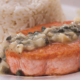 receita de salmão ao molho de limão e alcaparras