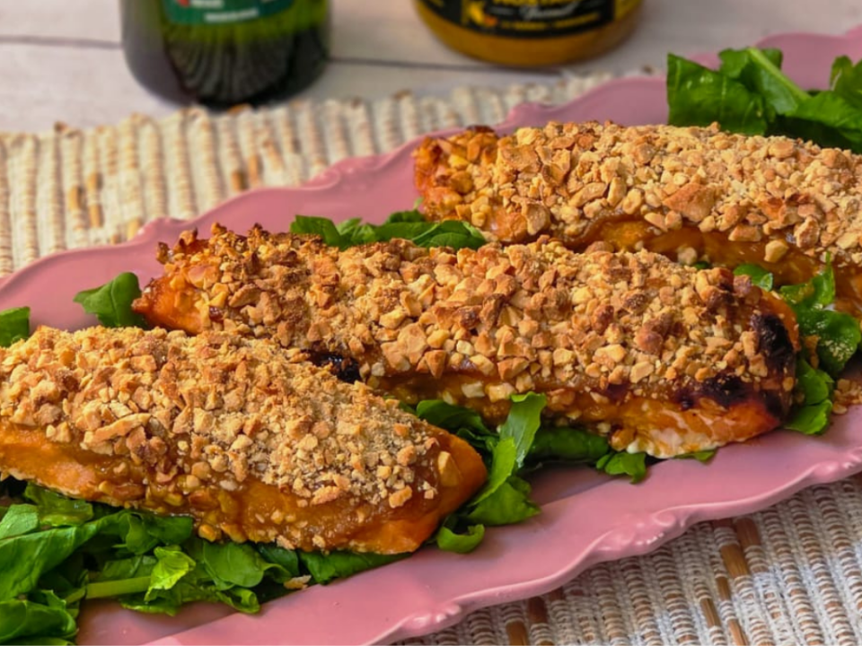 RECEITAS DE SALMÃO COM CROSTA DE CASTANHAS