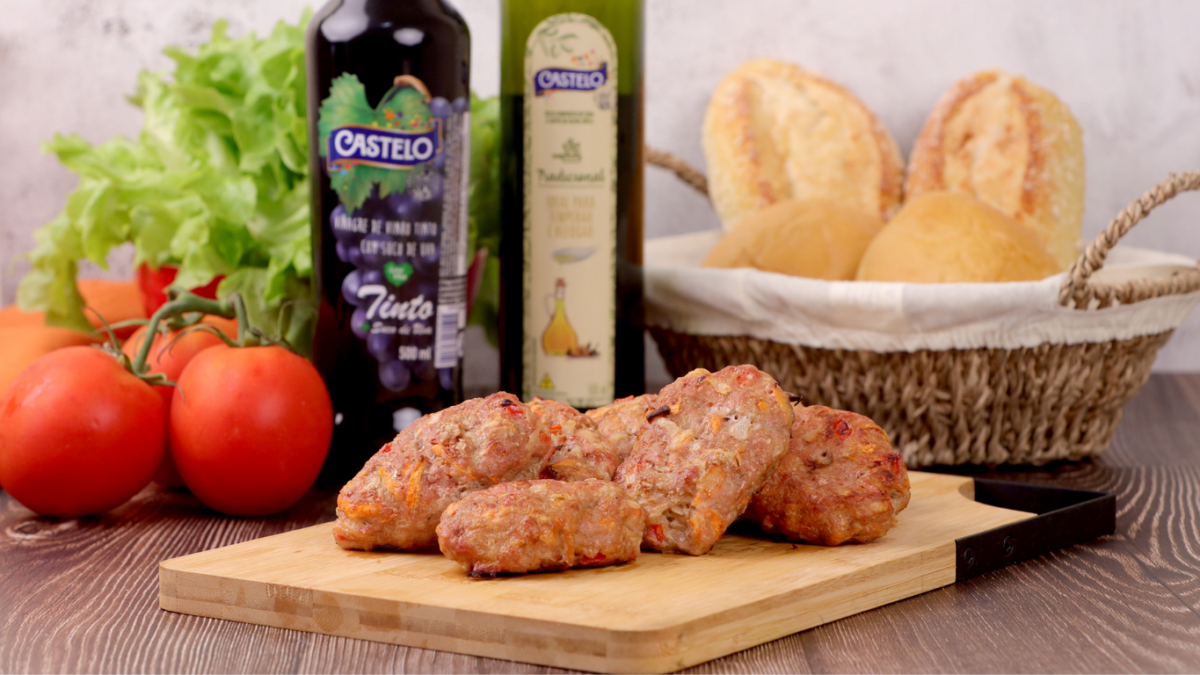 receita de hambúrguer caseiro enriquecido com legumes