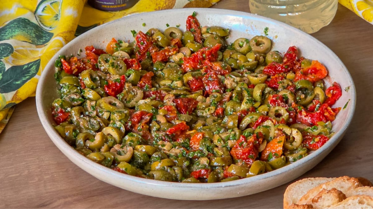 receita de dip mediterrâneo